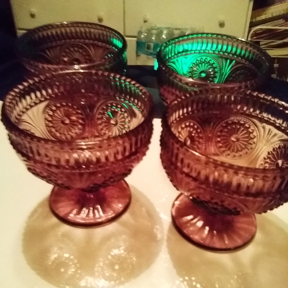 4 goblets, pioneer woman